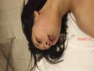 【新年巨献】-杭州白嫩性感漂亮美女和闺蜜男友酒店见面时不小心中招被蹂躏虐玩 醒来什么都不知道