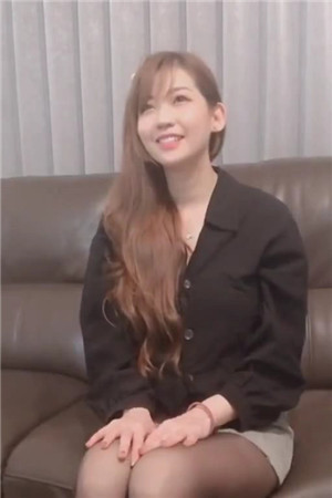 国产AV剧情新作-美女主管以美色诱惑老板签约